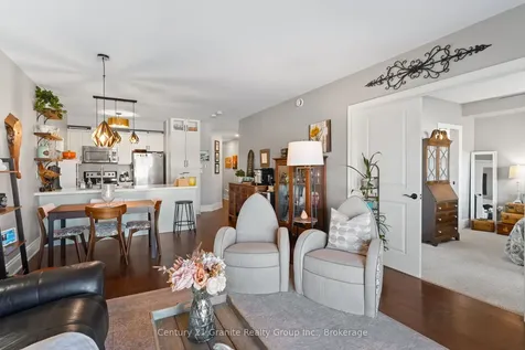 9 Newcastle Street Minden Hills ON K0M 2K0
