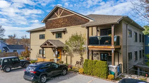 9 Newcastle Street Minden Hills ON K0M 2K0