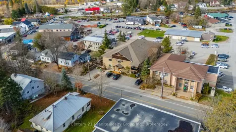 9 Newcastle Street Minden Hills ON K0M 2K0