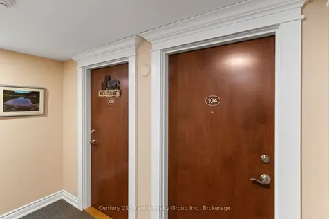 9 Newcastle Street Minden Hills ON K0M 2K0