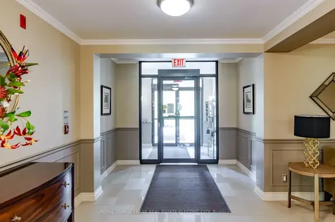 869 Clonsilla Avenue Peterborough ON K9J 0B7
