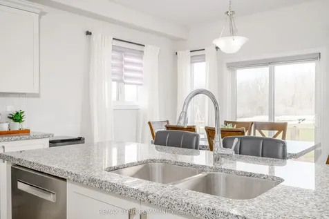 20 Mccrae Crescent Kawartha Lakes ON K0M 2T0