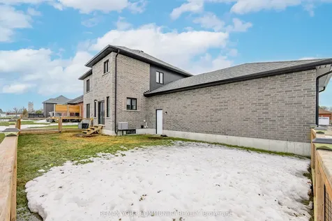 20 Mccrae Crescent Kawartha Lakes ON K0M 2T0