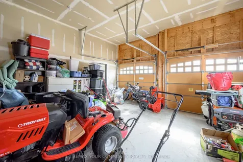 20 Mccrae Crescent Kawartha Lakes ON K0M 2T0