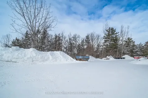 713 Fortune Crescent Kingston ON K7P 2T4