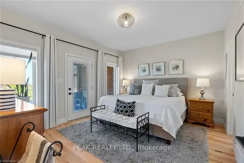 33 Wellington Street S Ashfield-colborne-wawanosh ON N7A 3X9
