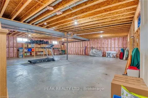 33 Wellington Street S Ashfield-colborne-wawanosh ON N7A 3X9