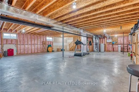 33 Wellington Street S Ashfield-colborne-wawanosh ON N7A 3X9