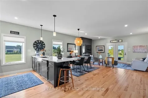33 Wellington Street S Ashfield-colborne-wawanosh ON N7A 3X9