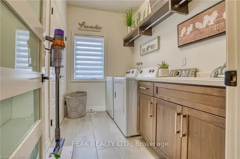 33 Wellington Street S Ashfield-colborne-wawanosh ON N7A 3X9