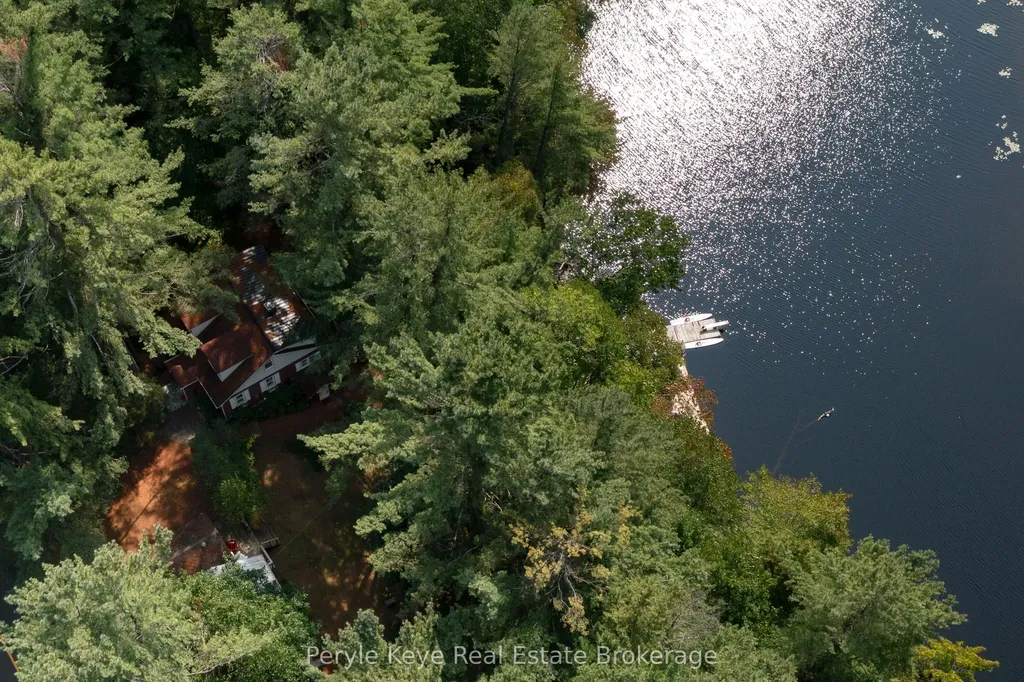 136 Deer Lake Road Huntsville ON P0B 1L0