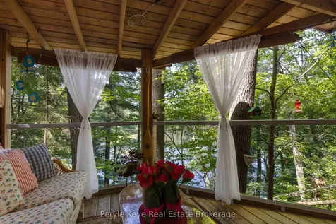 136 Deer Lake Road Huntsville ON P0B 1L0