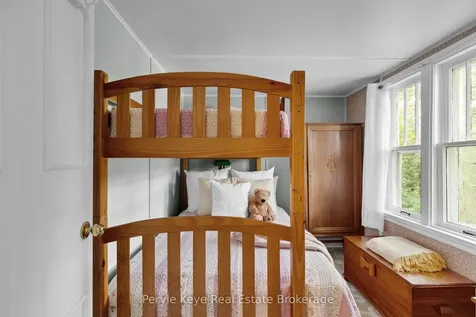 136 Deer Lake Road Huntsville ON P0B 1L0