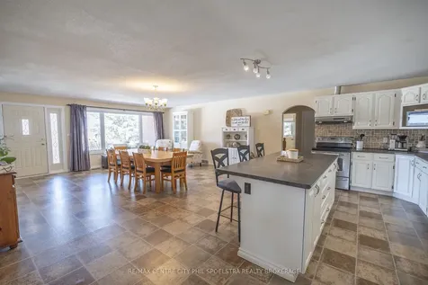 5029 Falconbridge Drive Southwest Middlesex ON N0L 1A0