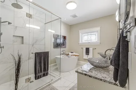 12 Stoneridge Crescent Niagara-on-the-lake ON L0S 1J1