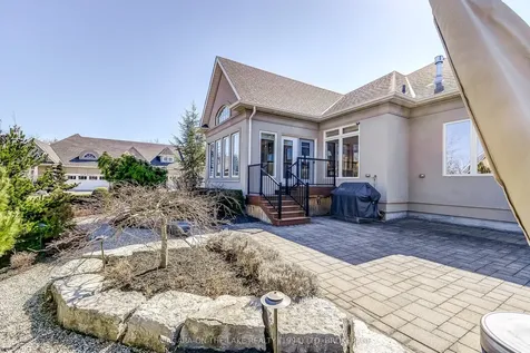 12 Stoneridge Crescent Niagara-on-the-lake ON L0S 1J1