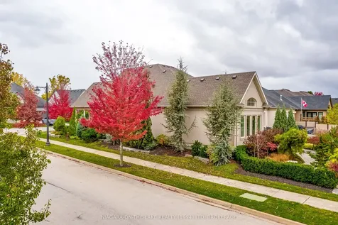 12 Stoneridge Crescent Niagara-on-the-lake ON L0S 1J1