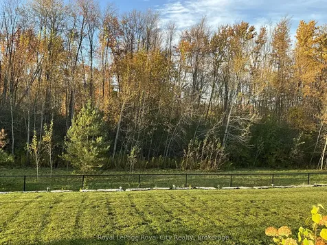 153 Heritage Lake Drive Puslinch ON N0B 2J0