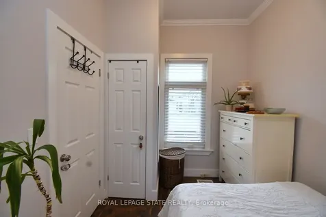 113 Steven Street Hamilton ON L8L 5N7