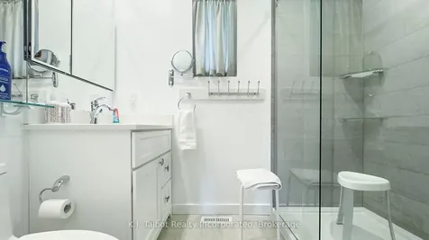 14 & 16 Chiniquy Street Bluewater ON N0M 1G0