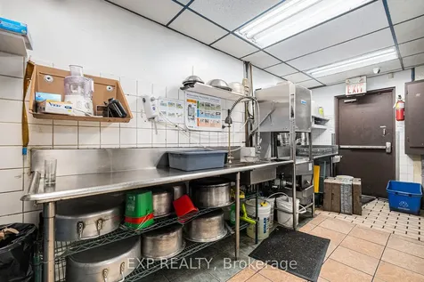 704 Fourteenth Street W Cornwall ON K6J 5T9