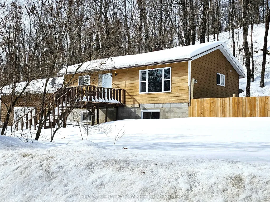 214 Addington Road 2 N/a Addington Highlands ON K0H 2G0