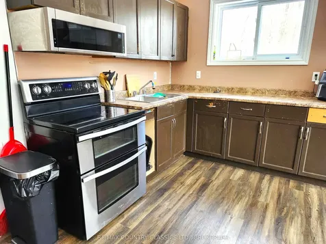 214 Addington Road 2 N/a Addington Highlands ON K0H 2G0