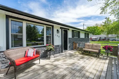 128 Cook Avenue Fort Erie ON L0S 1N0