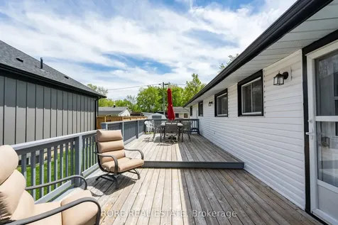 128 Cook Avenue Fort Erie ON L0S 1N0