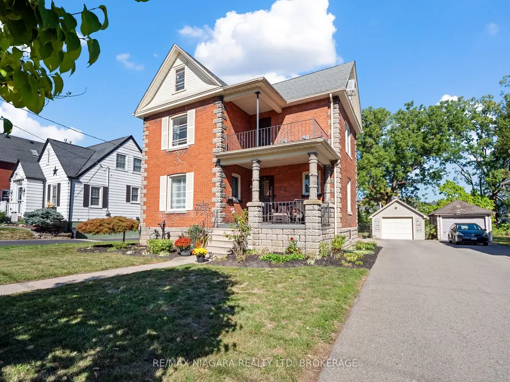 18 Emerick Avenue Fort Erie ON L2A 2W3