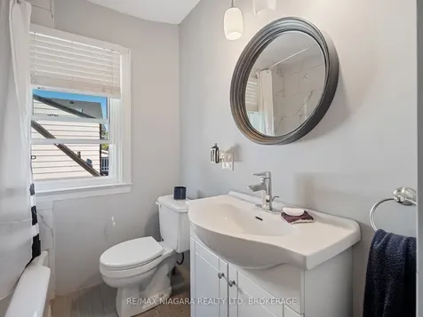18 Emerick Avenue Fort Erie ON L2A 2W3