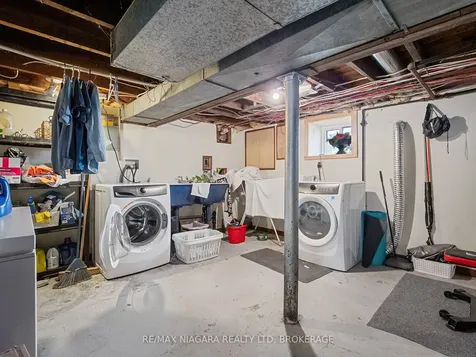 18 Emerick Avenue Fort Erie ON L2A 2W3