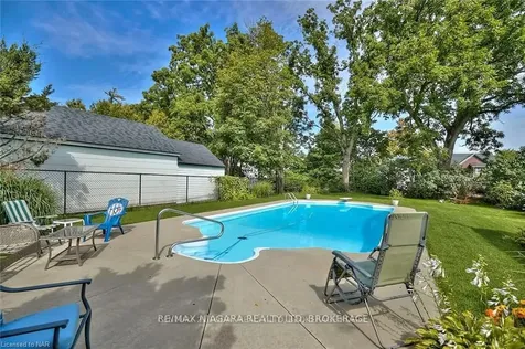 18 Emerick Avenue Fort Erie ON L2A 2W3