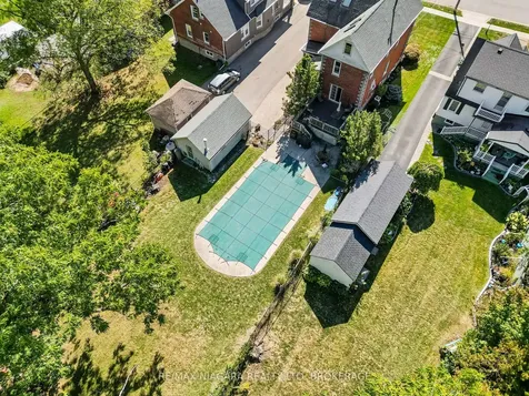 18 Emerick Avenue Fort Erie ON L2A 2W3