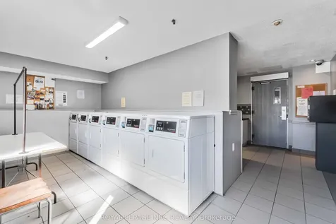 198 Scott Street St. Catharines ON L2N 5T3