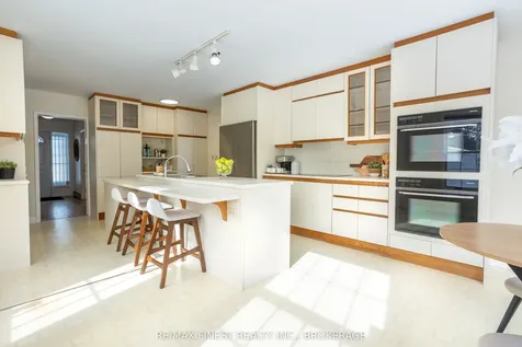 38 Lakeland Point Drive Kingston ON K7M 4E7