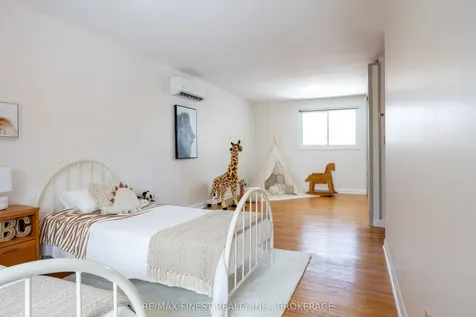 38 Lakeland Point Drive Kingston ON K7M 4E7