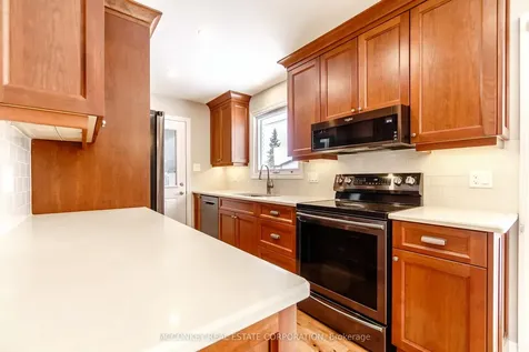 2584 Bensfort Road Peterborough ON K9J 1C9