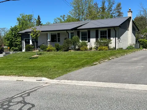 2584 Bensfort Road Peterborough ON K9J 1C9