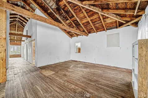 36 River Street Thorold ON L0S 1K0