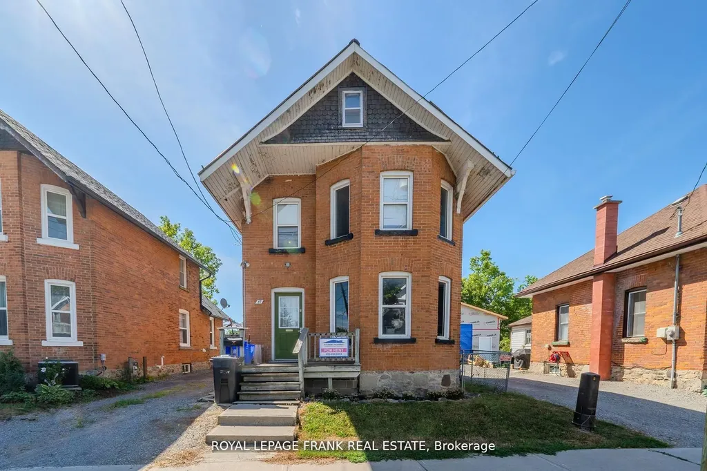 87 Durham Street W Kawartha Lakes ON K9V 2P8