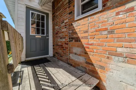 87 Durham Street W Kawartha Lakes ON K9V 2P8