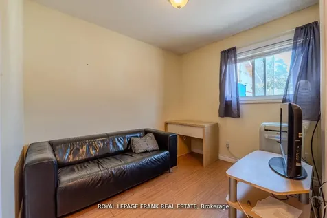 87 Durham Street W Kawartha Lakes ON K9V 2P8