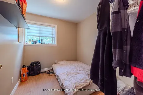 87 Durham Street W Kawartha Lakes ON K9V 2P8