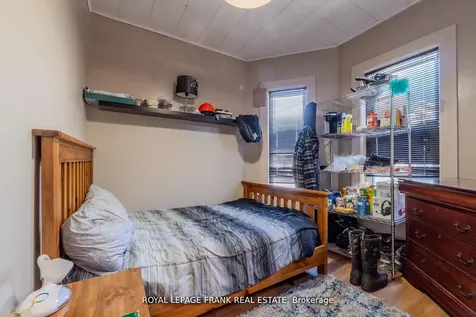 87 Durham Street W Kawartha Lakes ON K9V 2P8