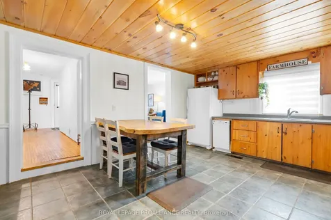 369 5th Concession Road S Addington Highlands ON K0H 1P0