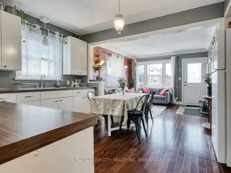 28 Charles Avenue St. Catharines ON L2M 5S9