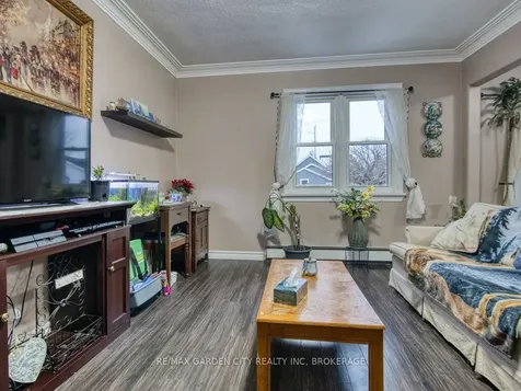 28 Charles Avenue St. Catharines ON L2M 5S9