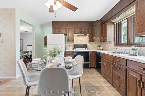 126 Pinewood Boulevard Kawartha Lakes ON K0M 2T0