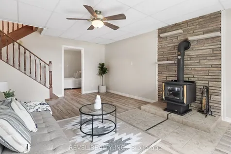 126 Pinewood Boulevard Kawartha Lakes ON K0M 2T0